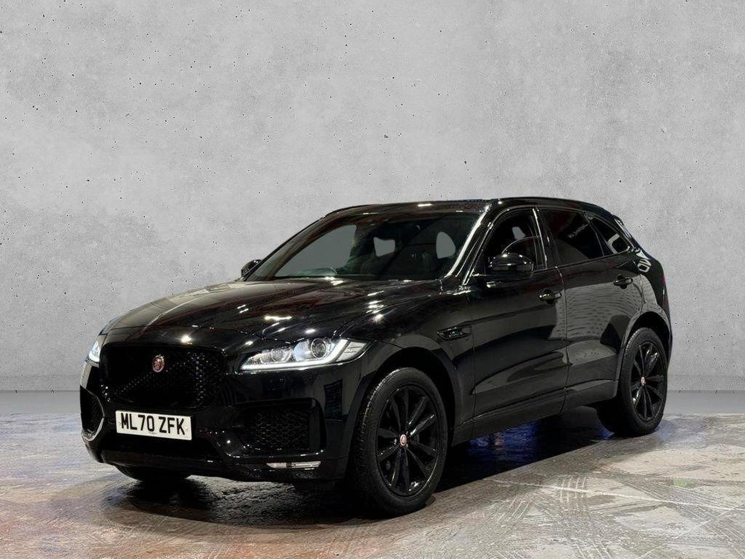 Jaguar F Pace