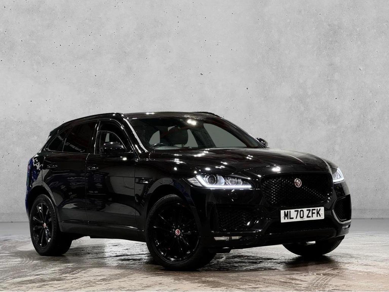 Jaguar F Pace