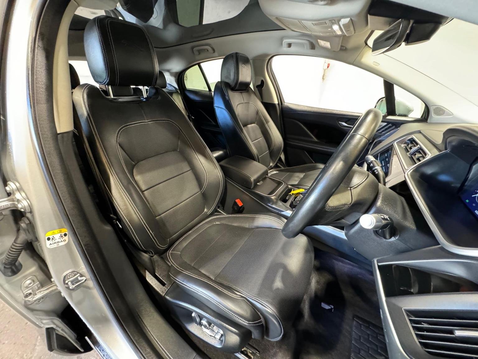 Jaguar I Pace