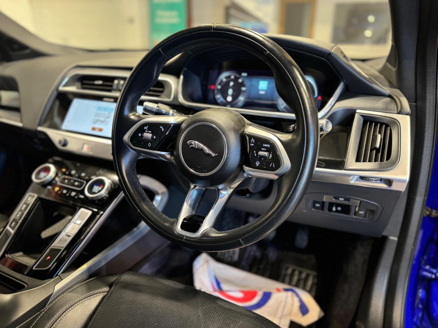Jaguar I Pace