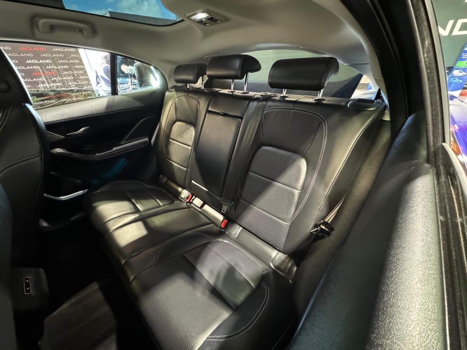 Jaguar I Pace