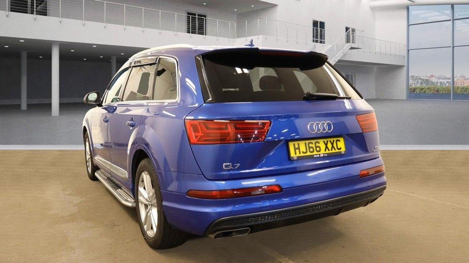 Audi Q7