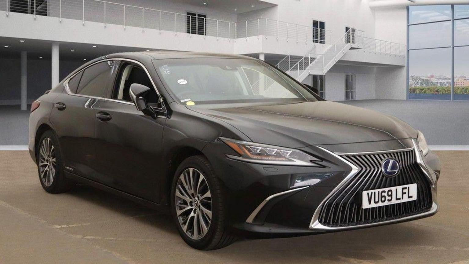 Lexus ES