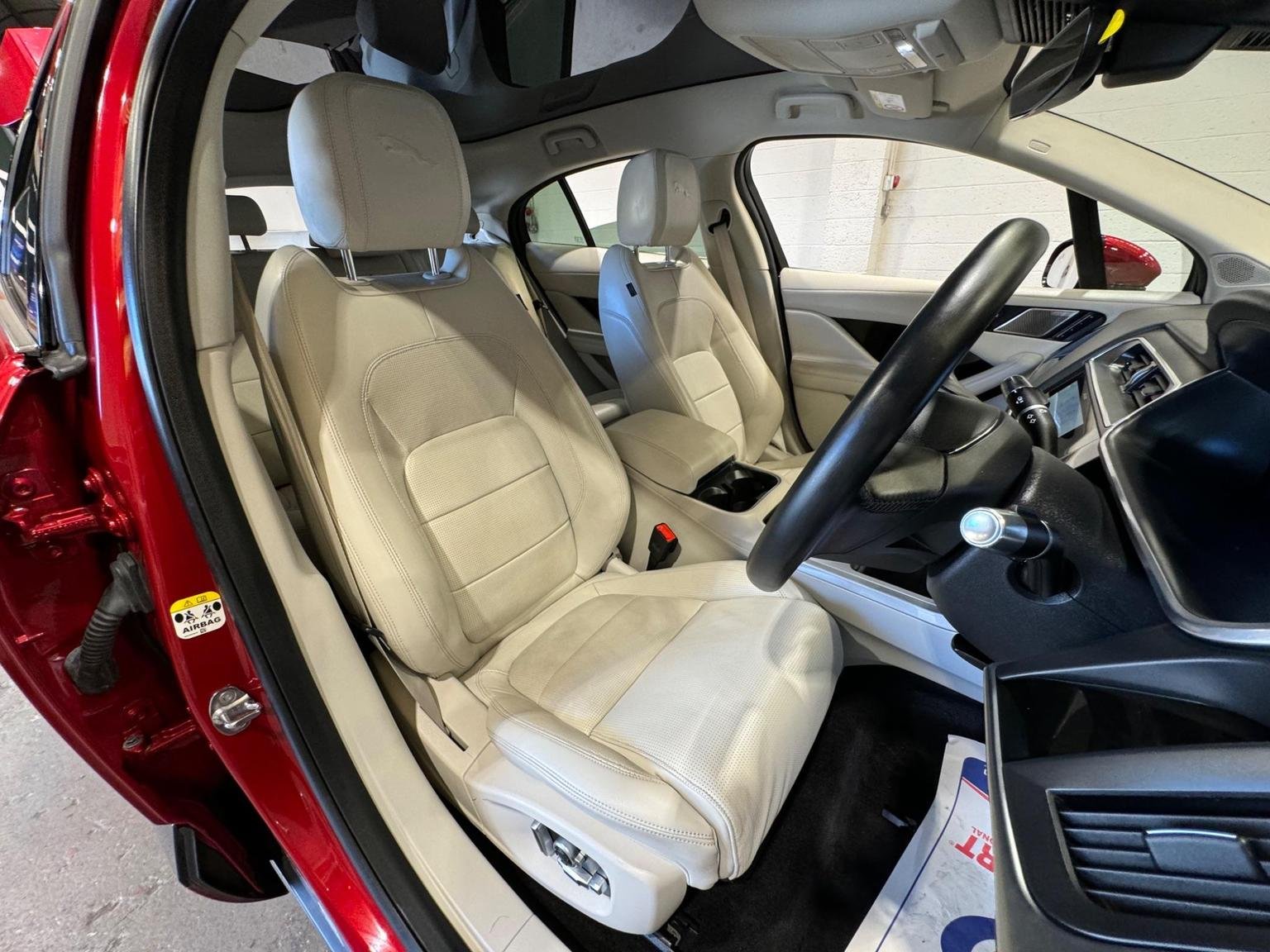 Jaguar I Pace