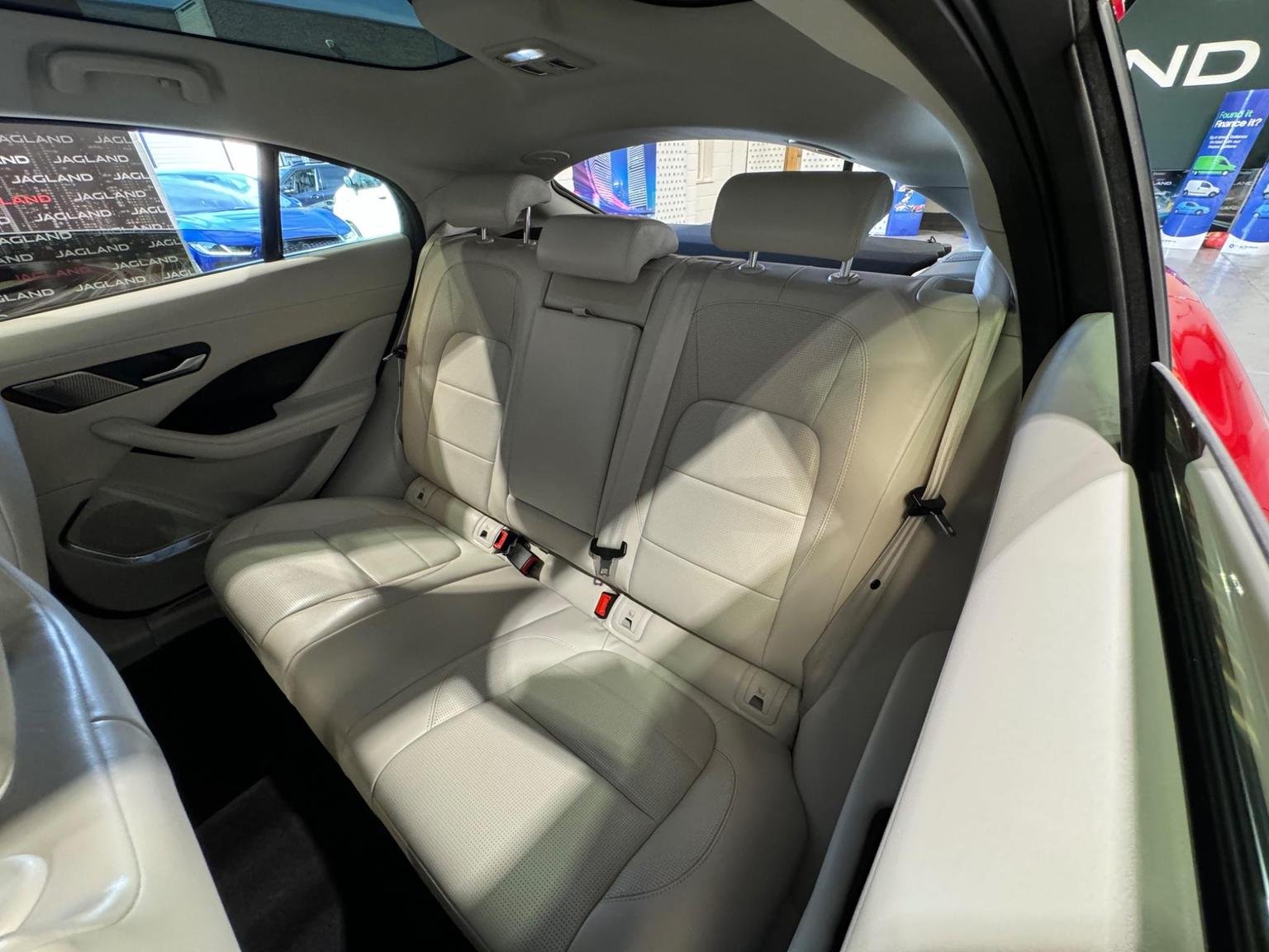 Jaguar I Pace