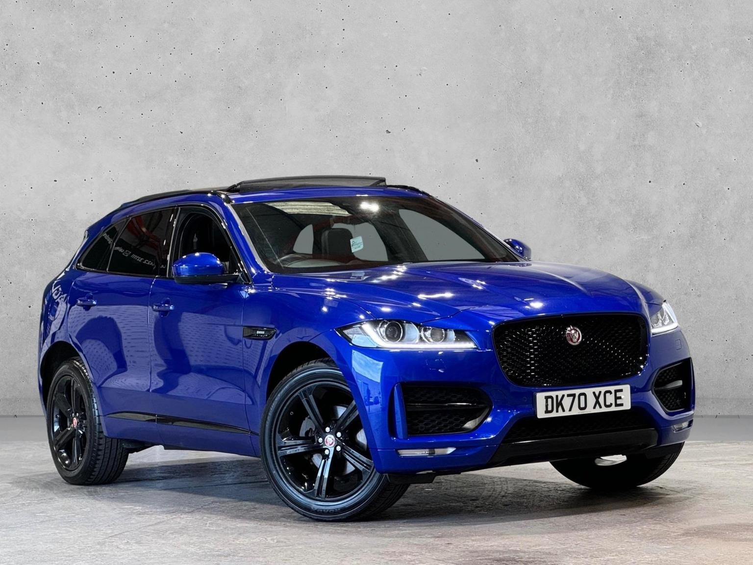 Jaguar F Pace