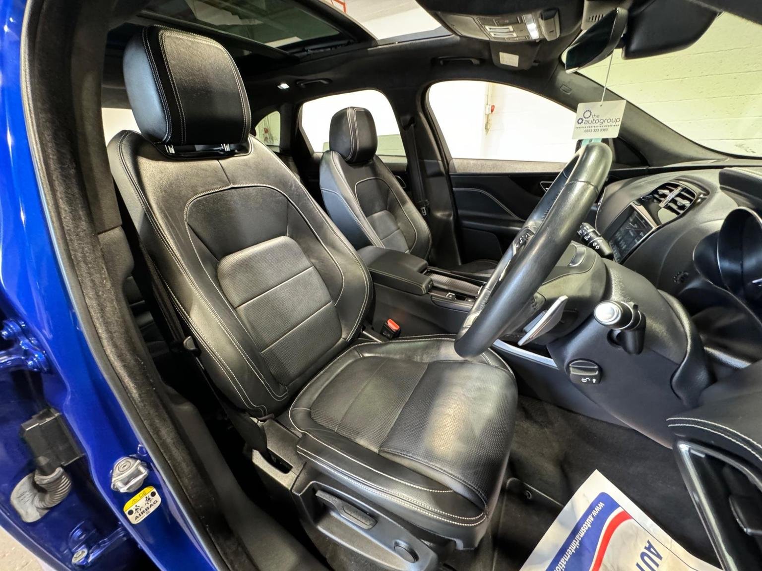 Jaguar F Pace