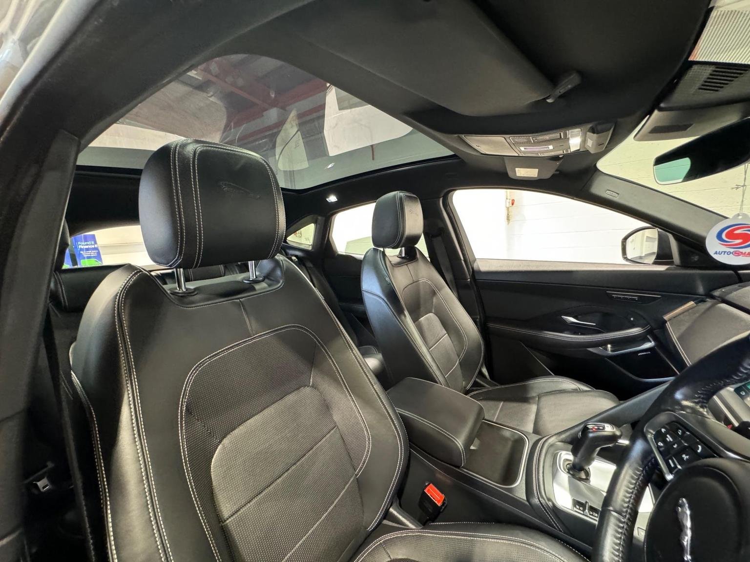 Jaguar E Pace