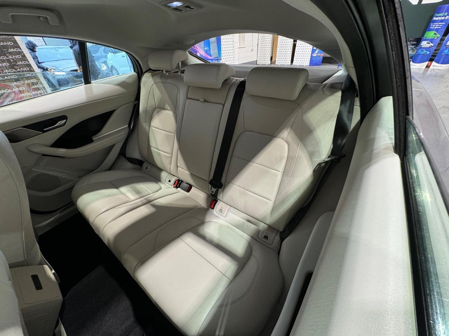 Jaguar I Pace