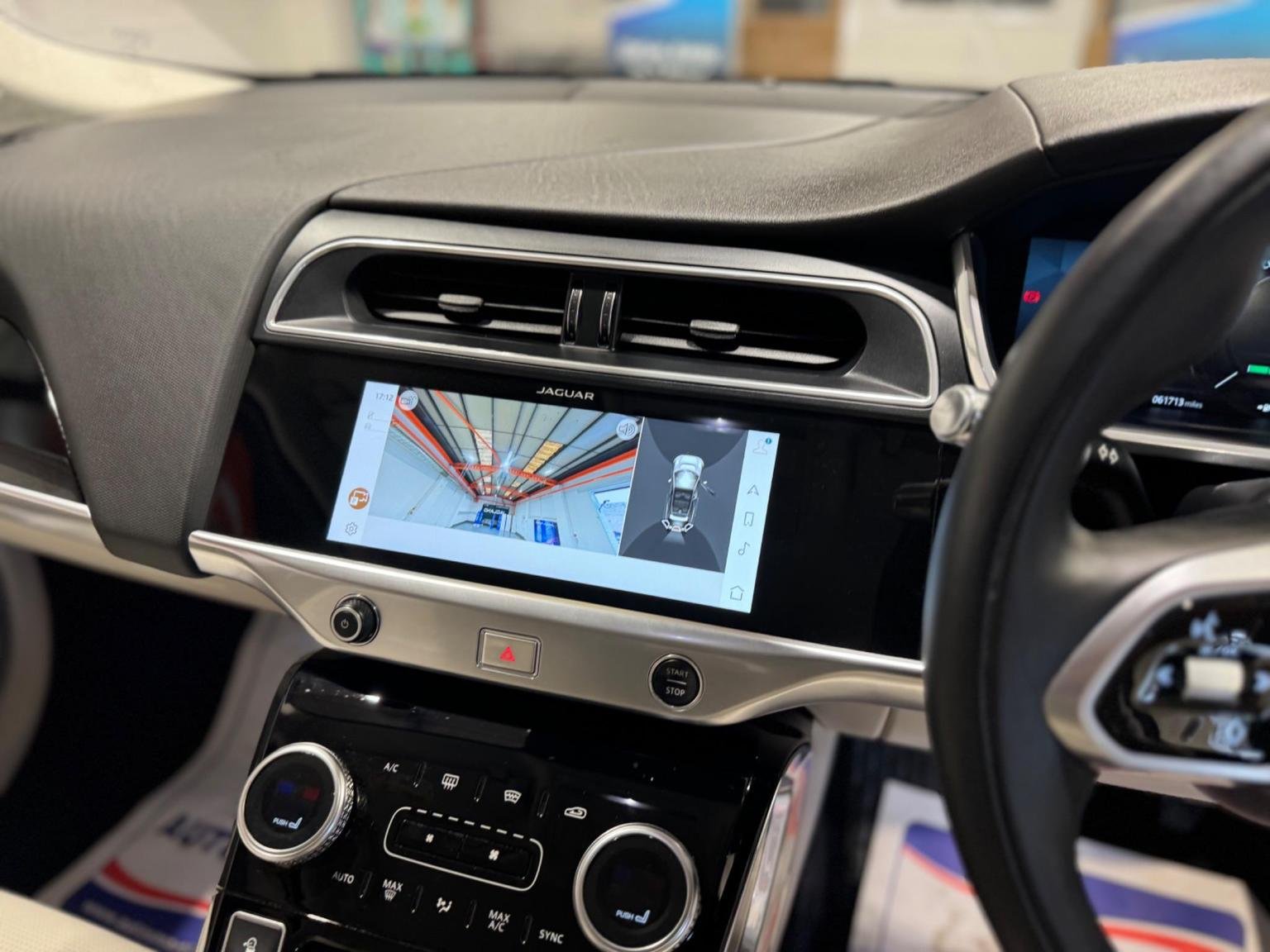 Jaguar I Pace