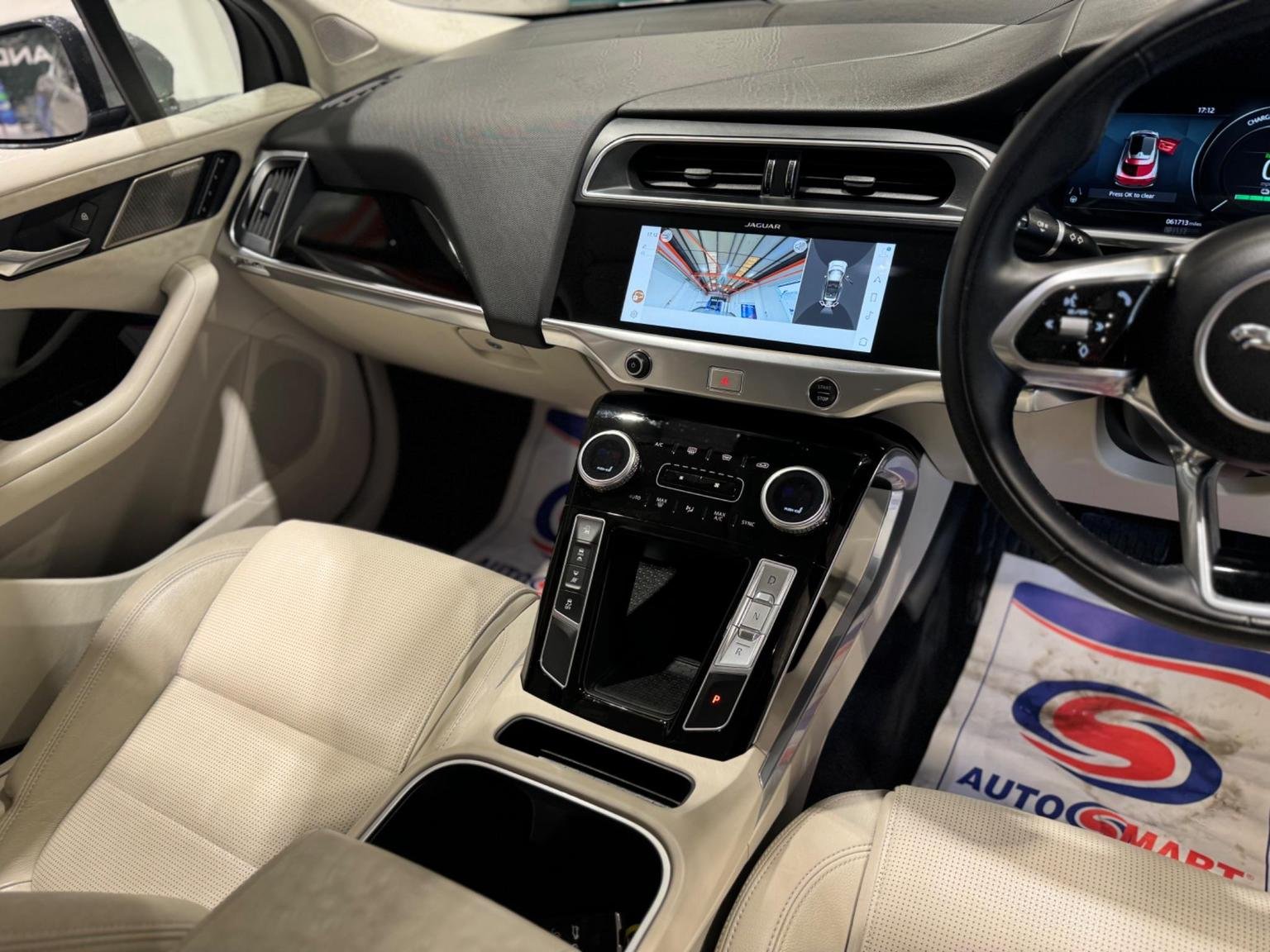 Jaguar I Pace