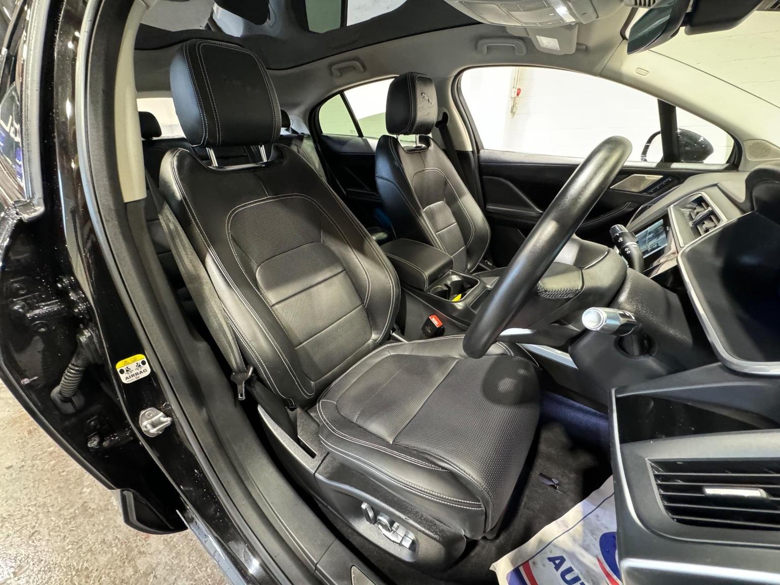 Jaguar I Pace