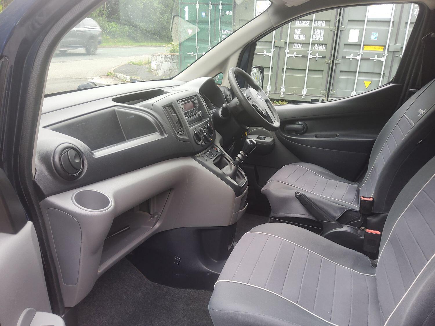 Nissan NV200