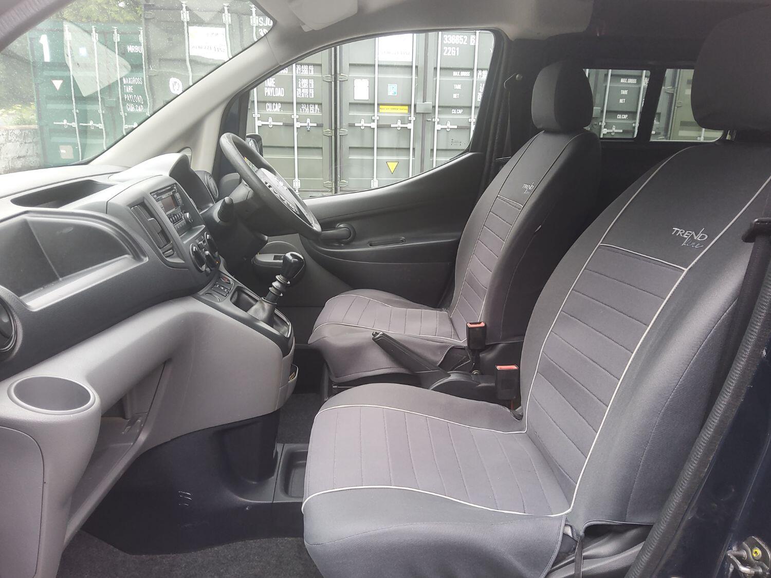 Nissan NV200