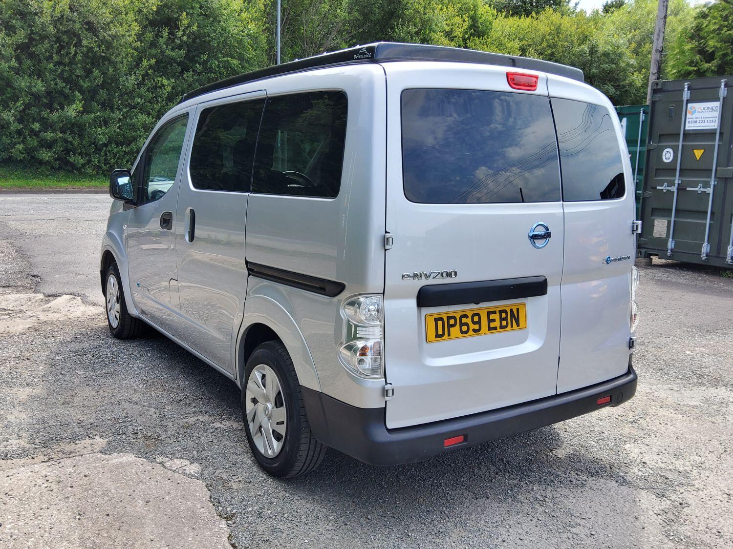 Nissan eNV200