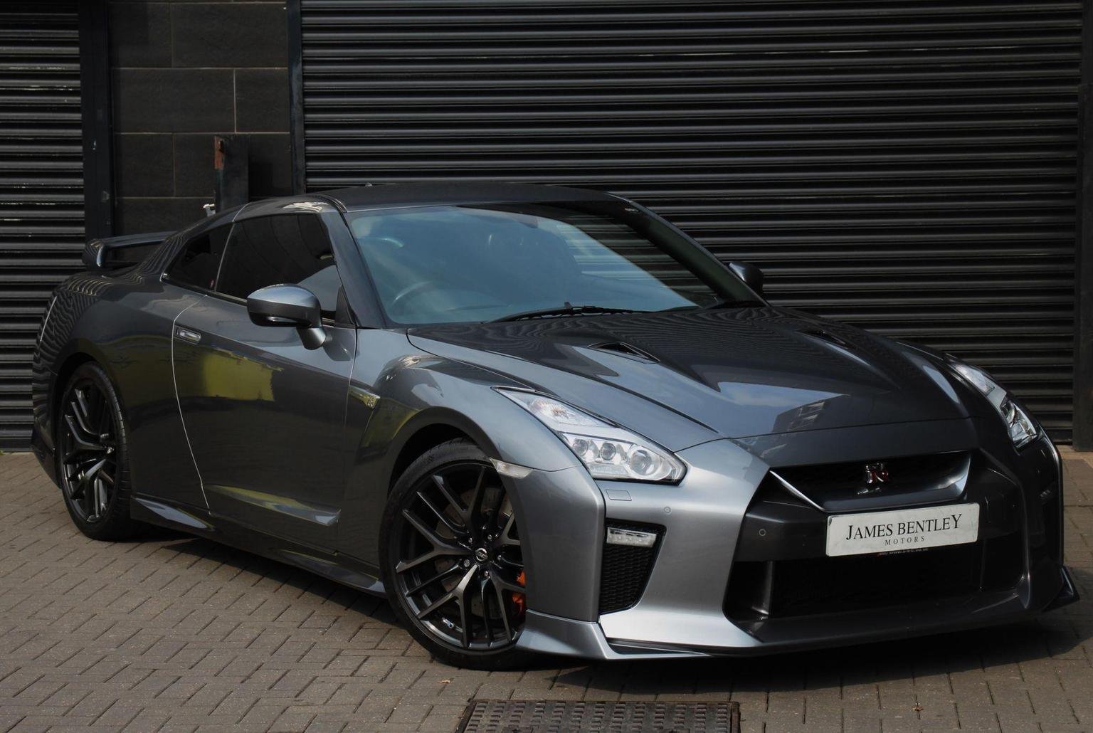 Nissan Gt R