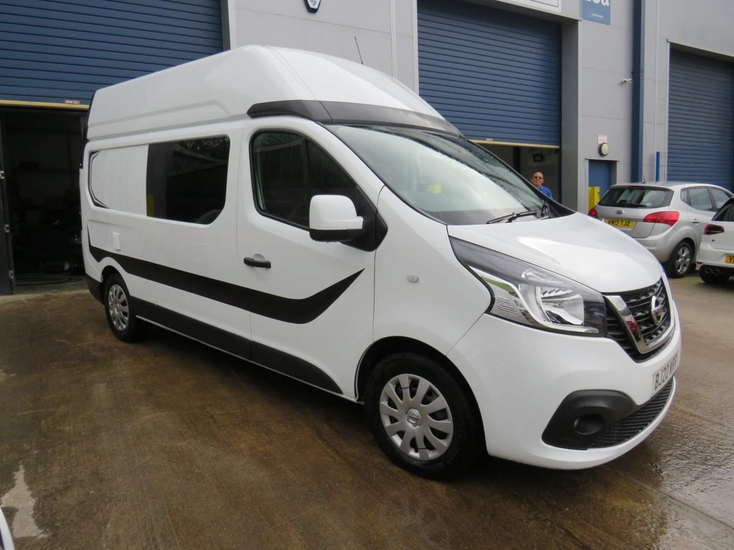 Nissan NV300