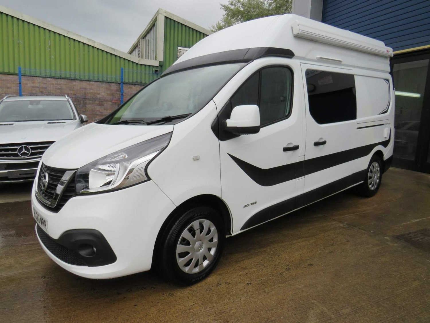 Nissan NV300