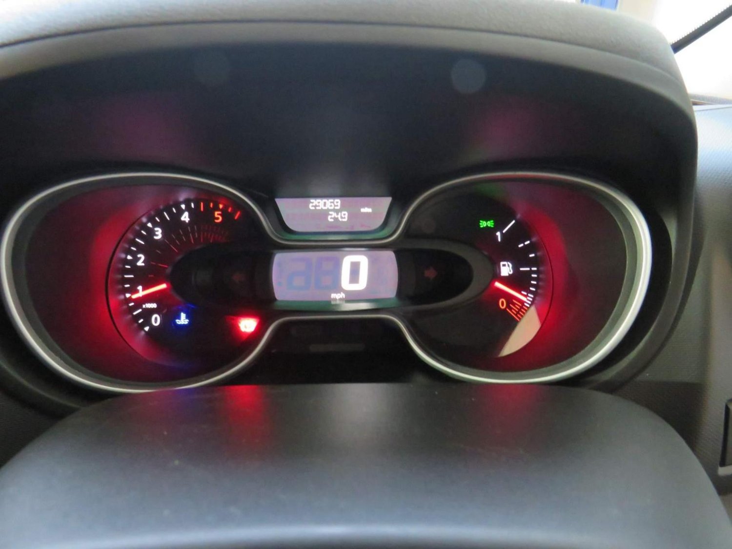 Nissan NV300