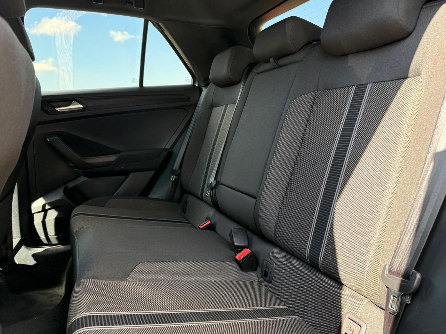 Volkswagen T Roc
