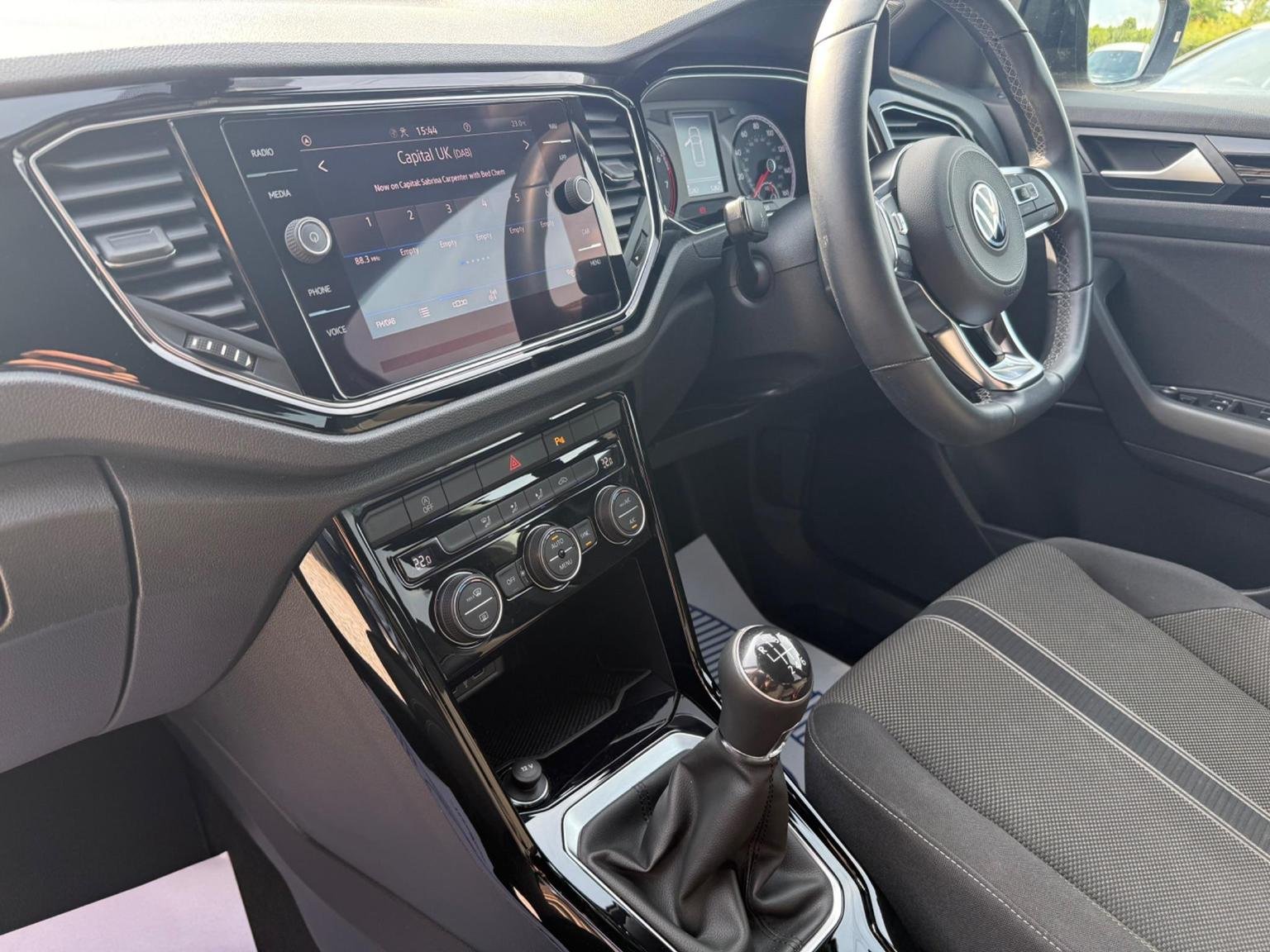 Volkswagen T Roc