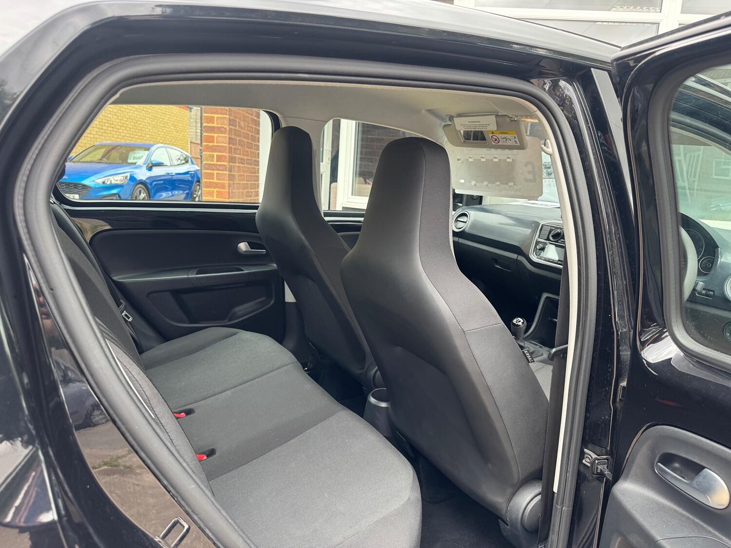 Volkswagen UP
