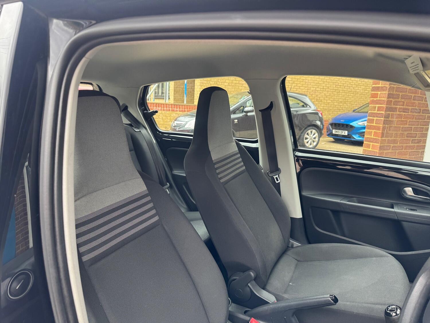 Volkswagen UP