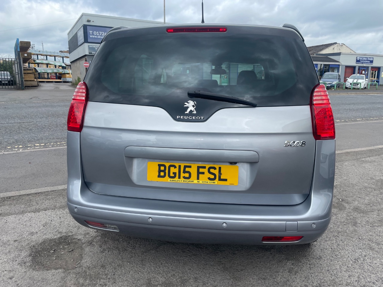 Peugeot 5008