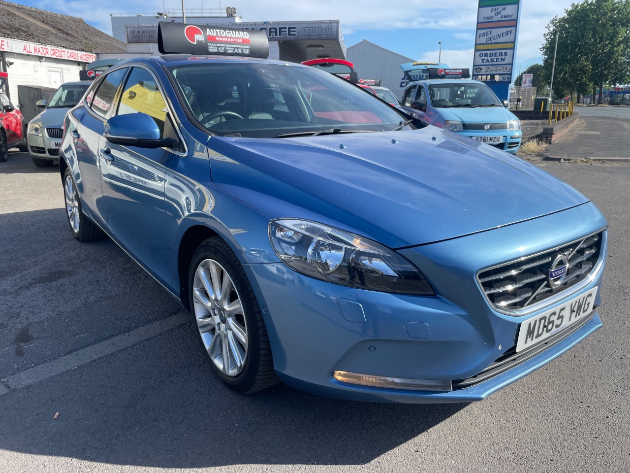 Volvo V40