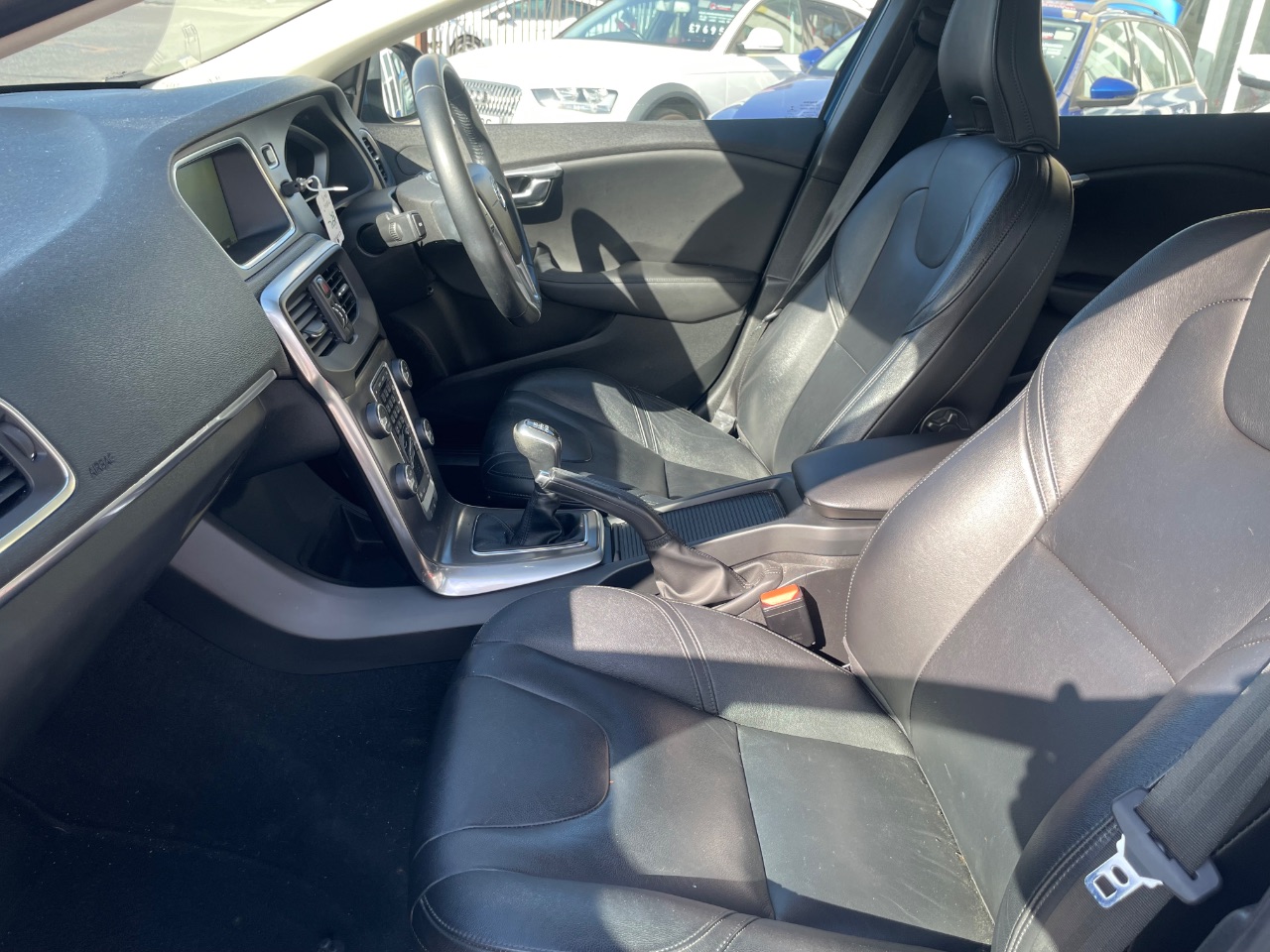 Volvo V40
