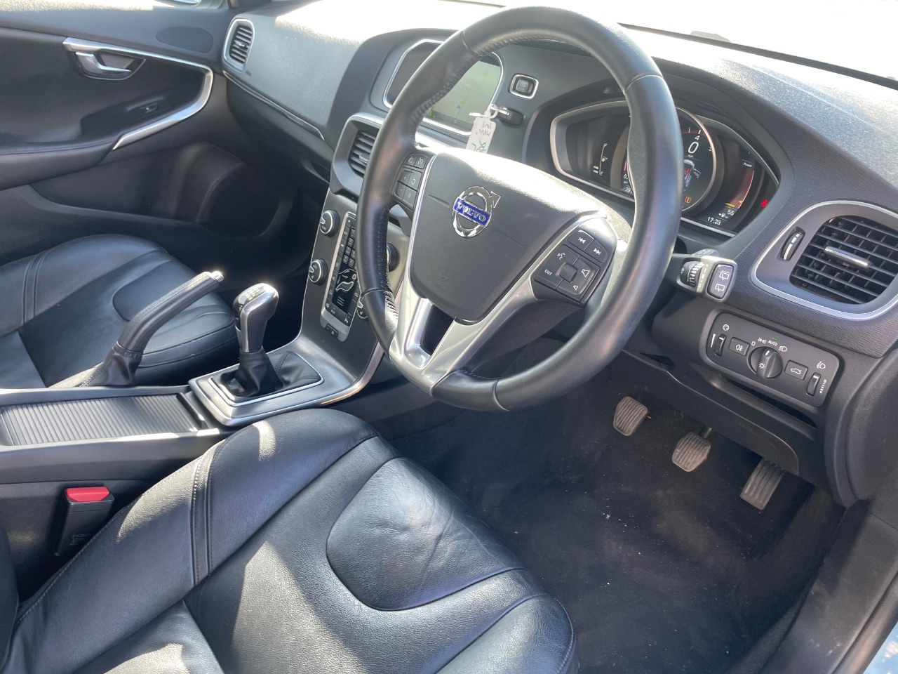 Volvo V40