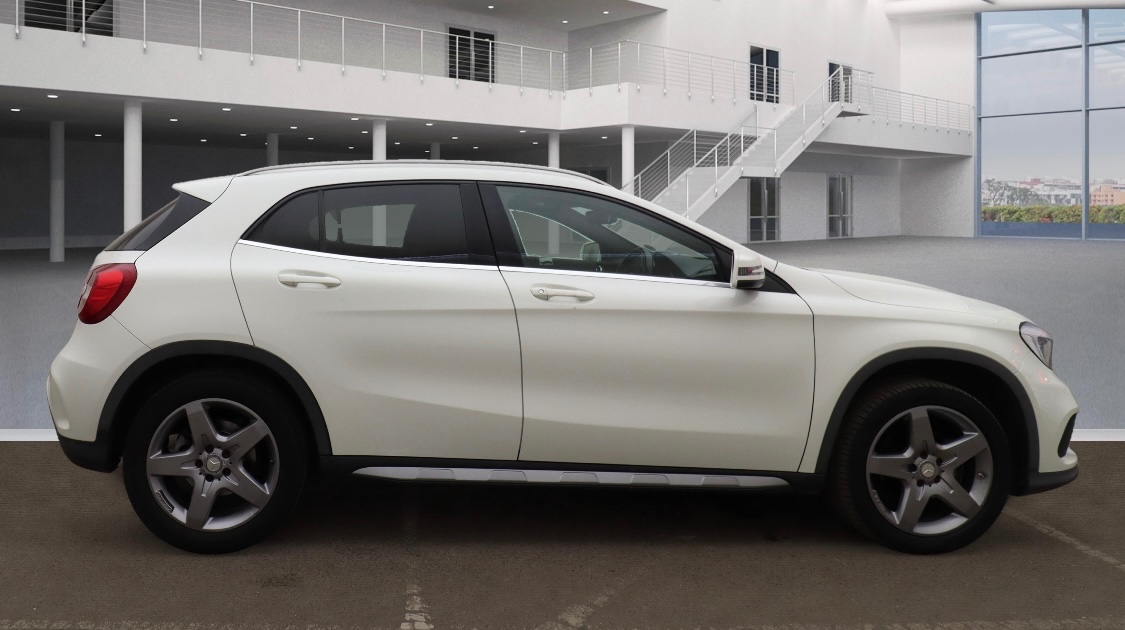 Mercedes Benz GLA Class