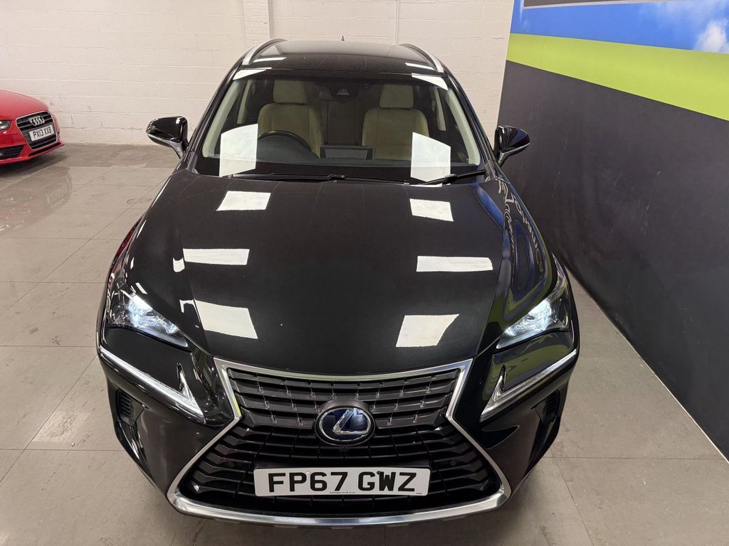 Lexus NX 300h
