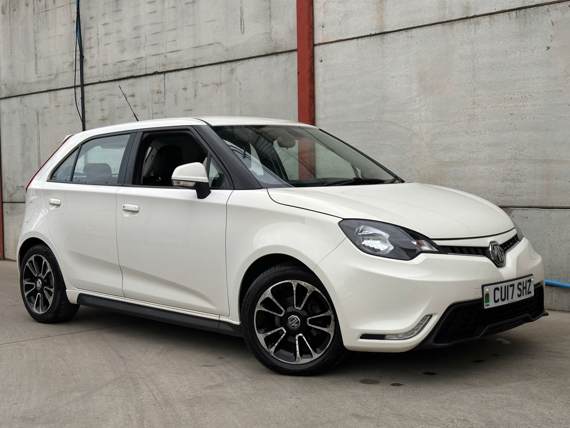 MG 3