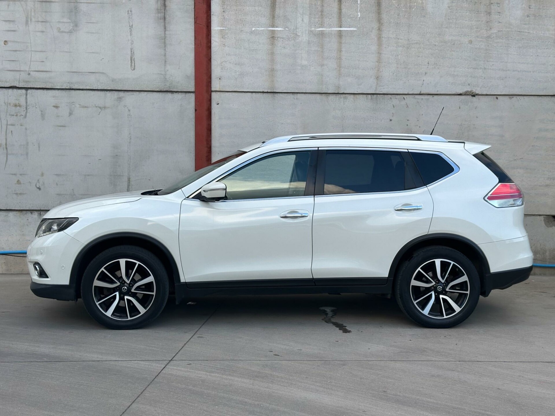 Nissan X Trail