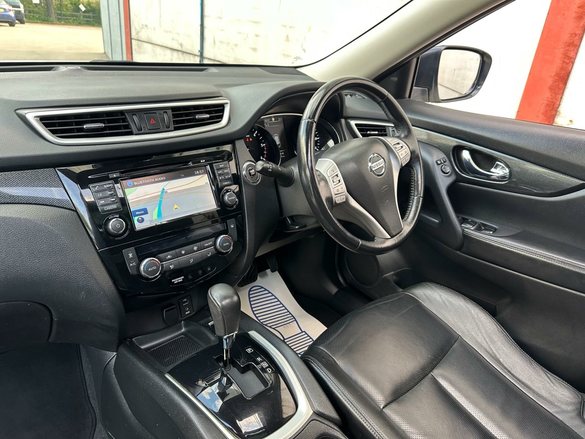 Nissan X Trail