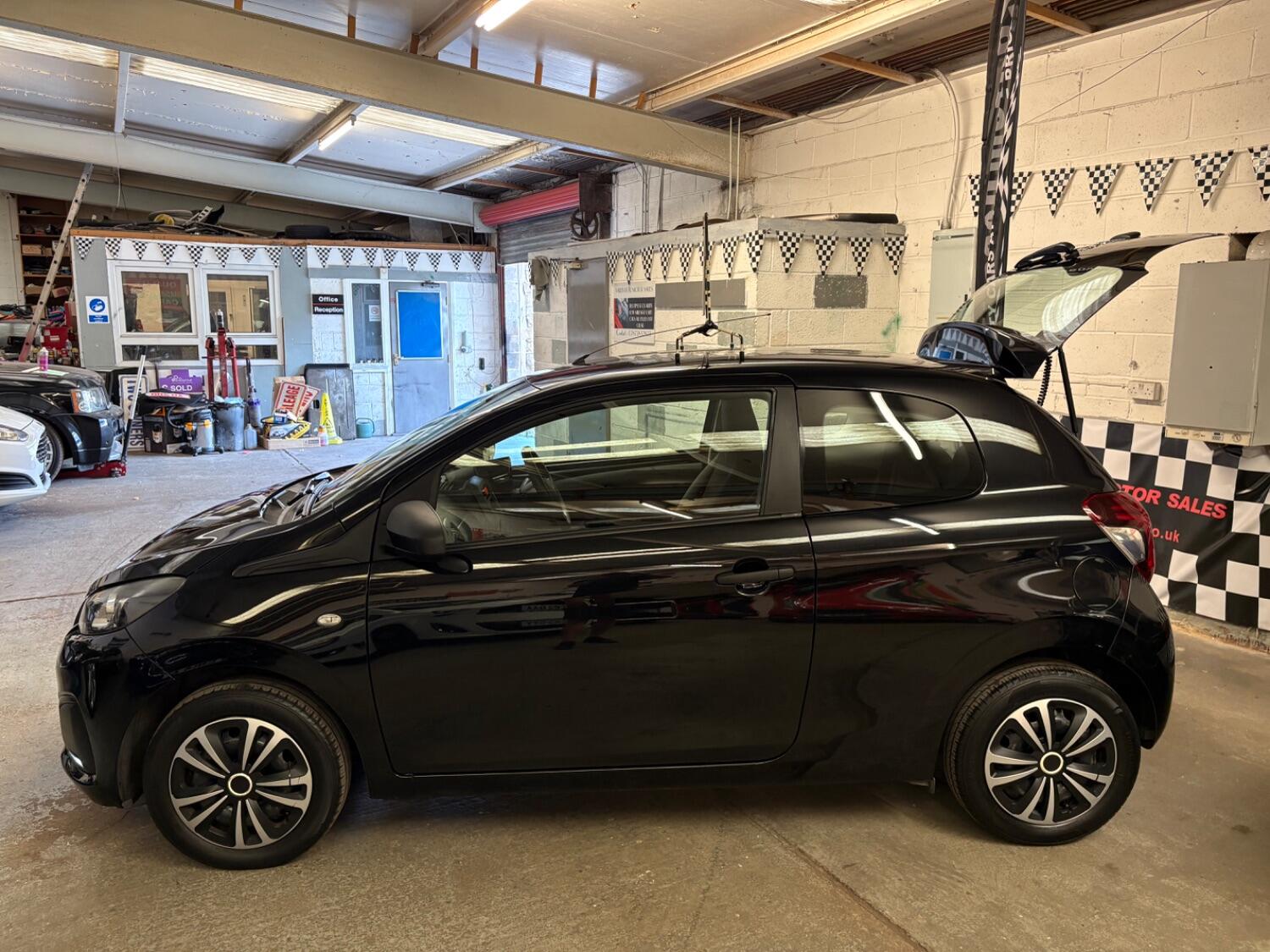 Peugeot 108