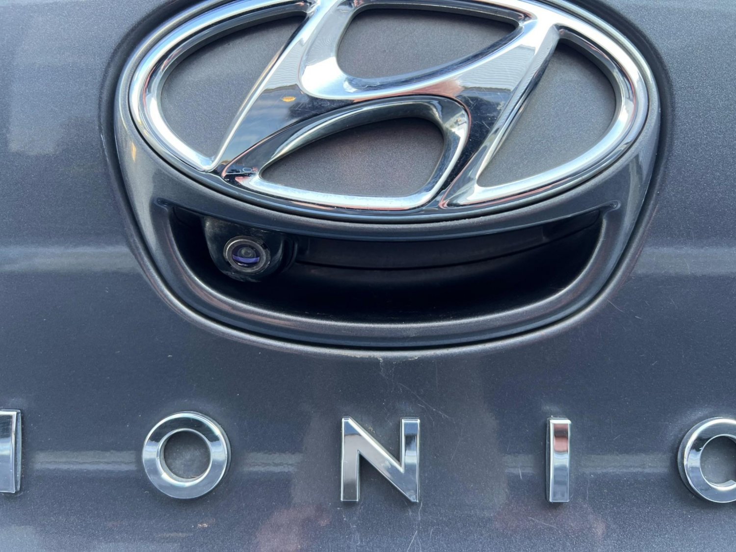 Hyundai IONIQ