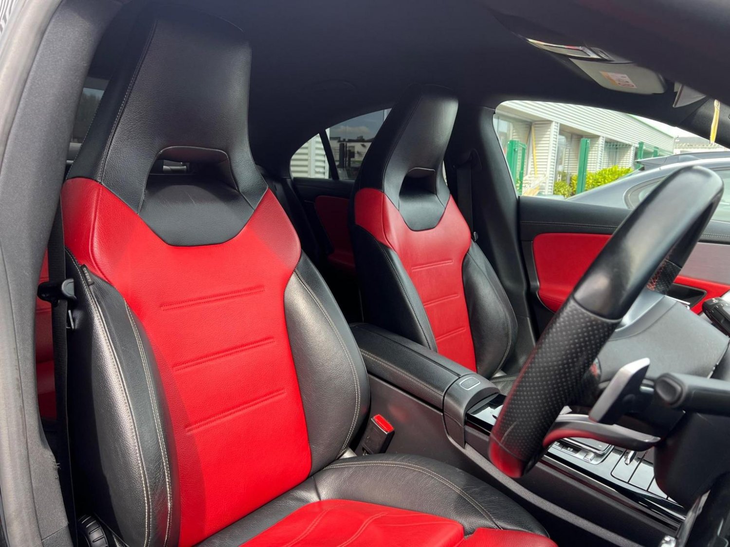 Mercedes Benz CLA