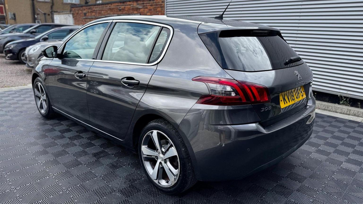 Peugeot 308