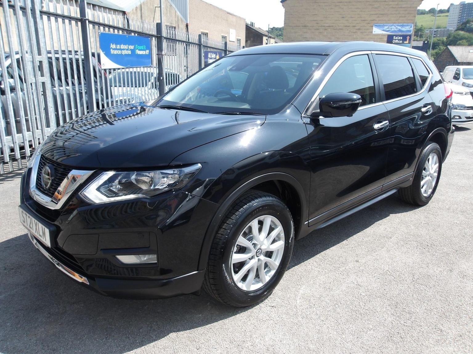 Nissan X Trail