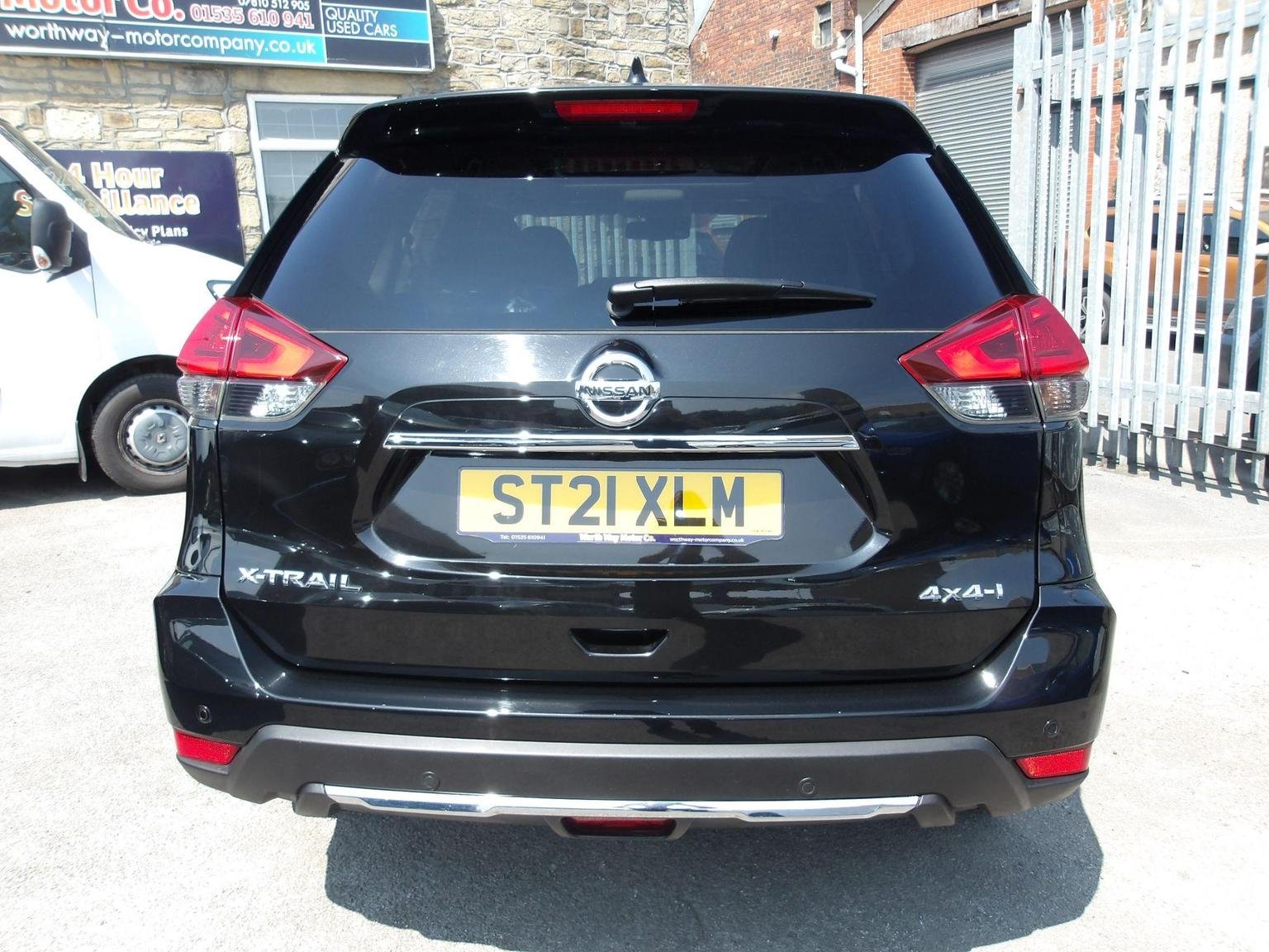 Nissan X Trail