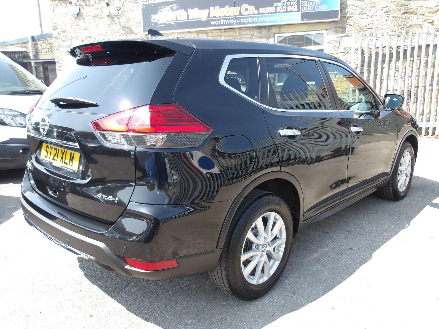 Nissan X Trail
