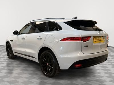 Jaguar F Pace