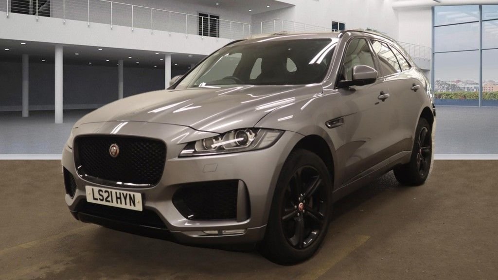 Jaguar F Pace