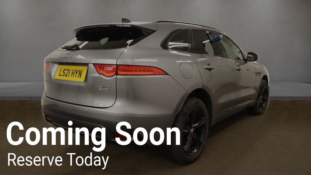 Jaguar F Pace
