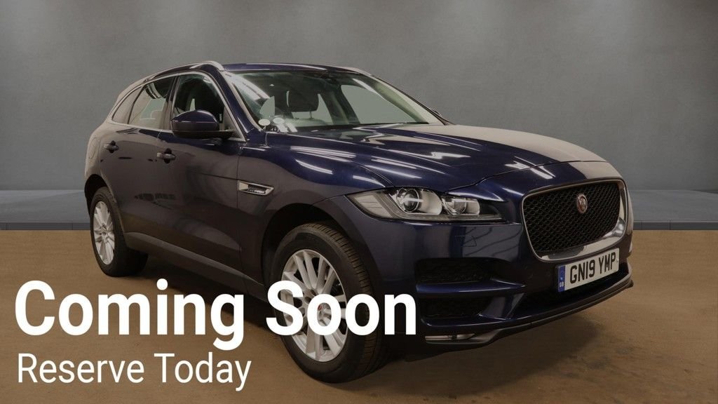 Jaguar F Pace