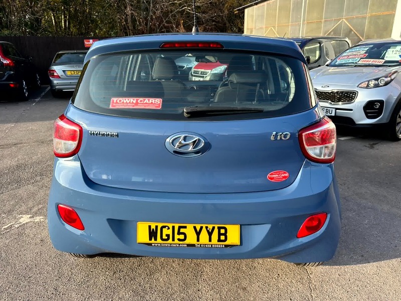 Hyundai i10