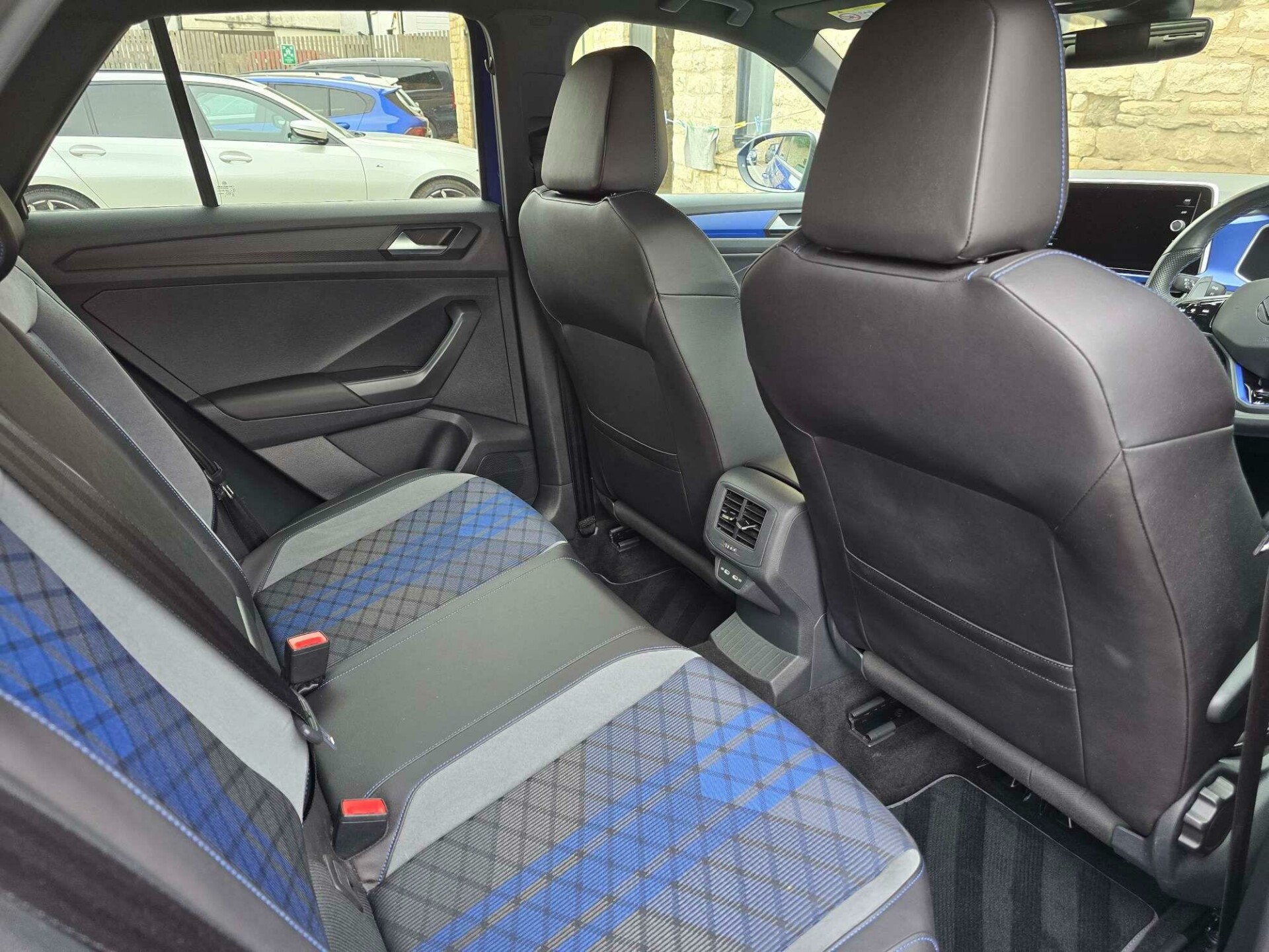 Volkswagen T Roc