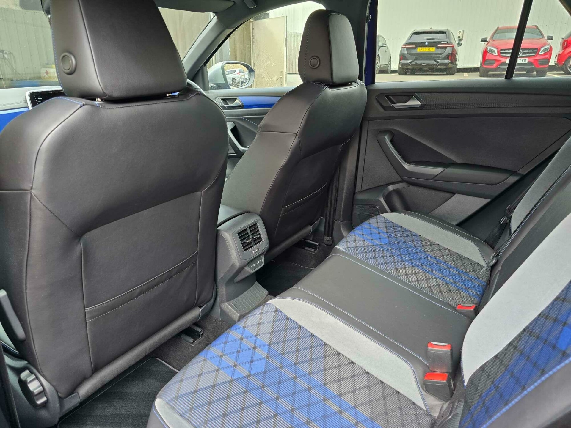 Volkswagen T Roc